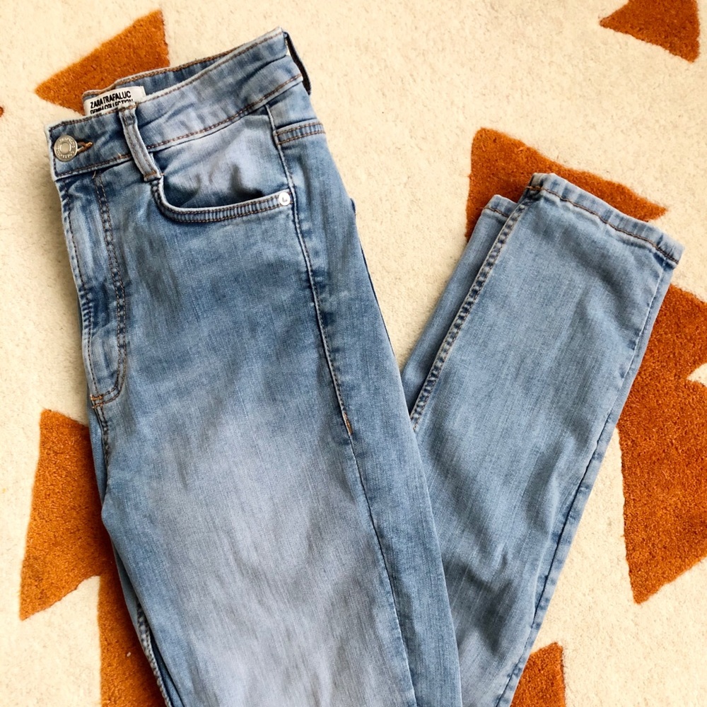 ZARA highwaist stretch jeans size 38